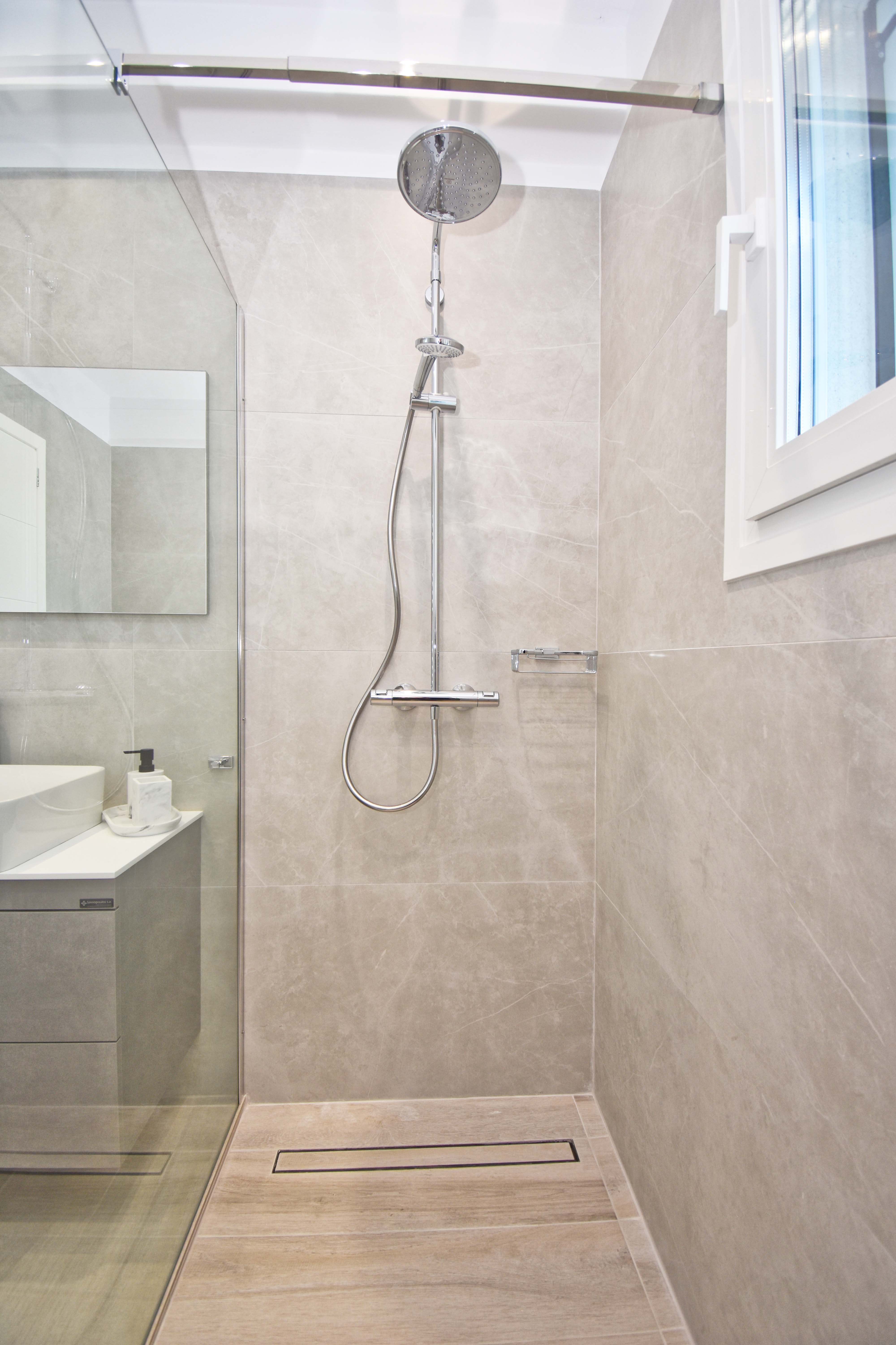 Bathroom 4