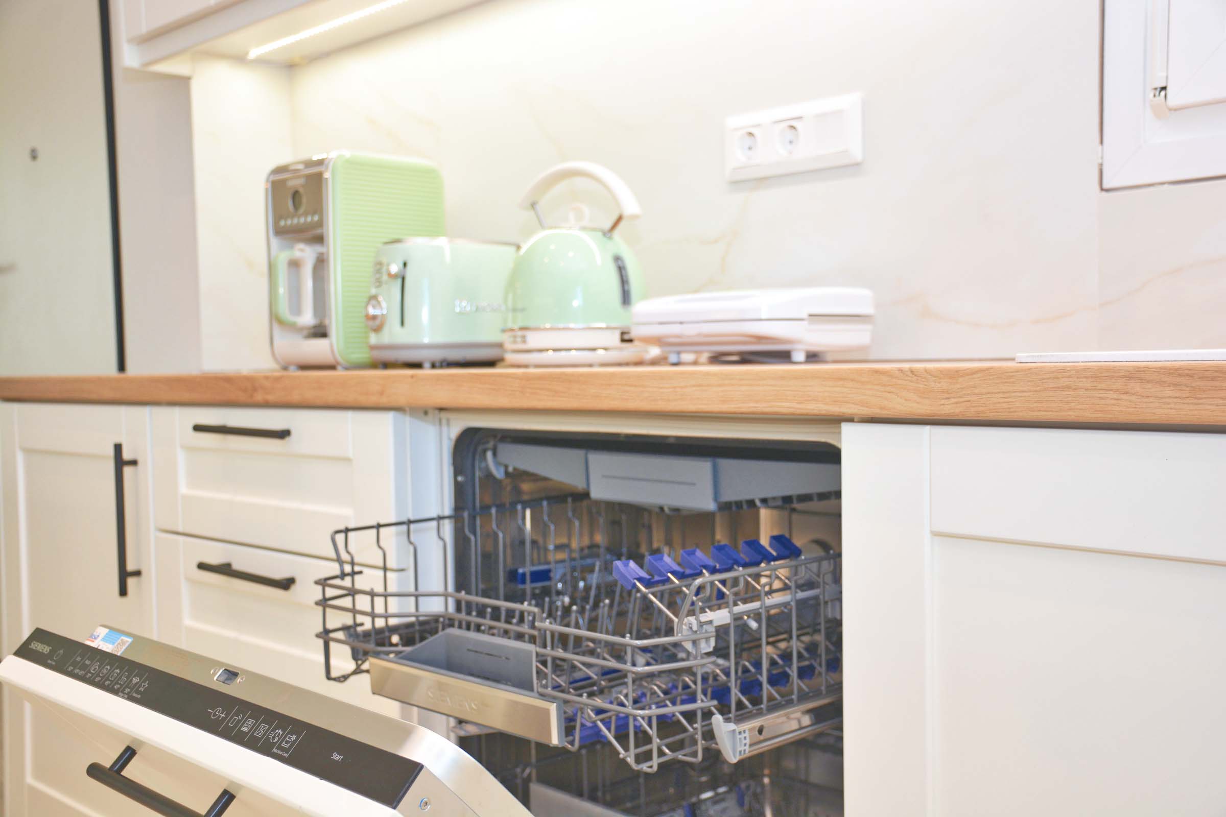 Kitchen 4